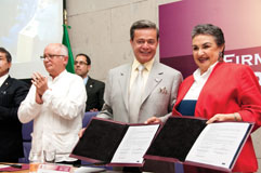 Carlos Peralta Quintero y Yoloxóchitl Bustamante Díez